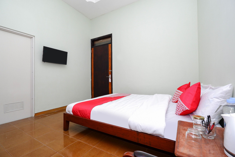 Bedroom 3, Hotel O Paviliun Permata, Solo
