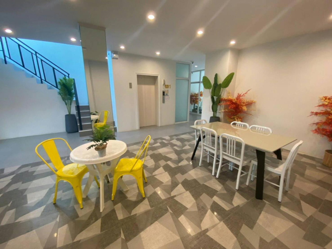 Others 5, Kandanai Place, Muang Chiang Rai