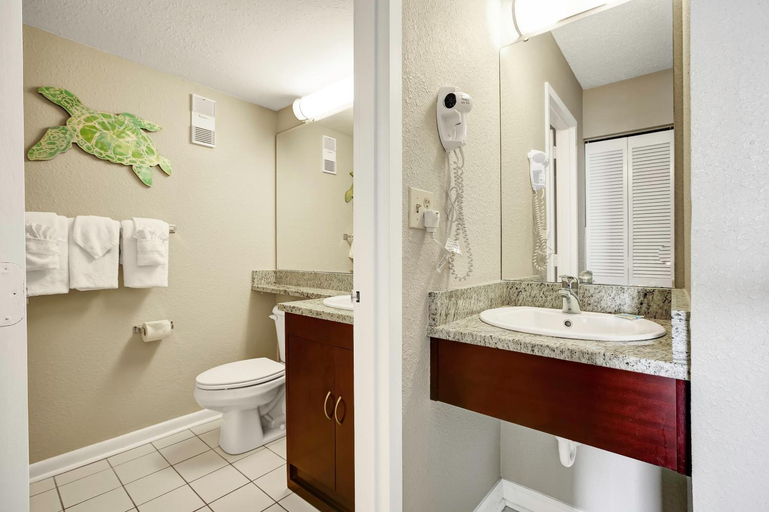 Bathroom 4, Ocean Annie's Resorts, Horry