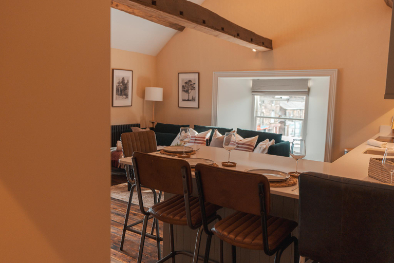 Food & Drinks 5, The Jodrell Luxury Suites, Derbyshire