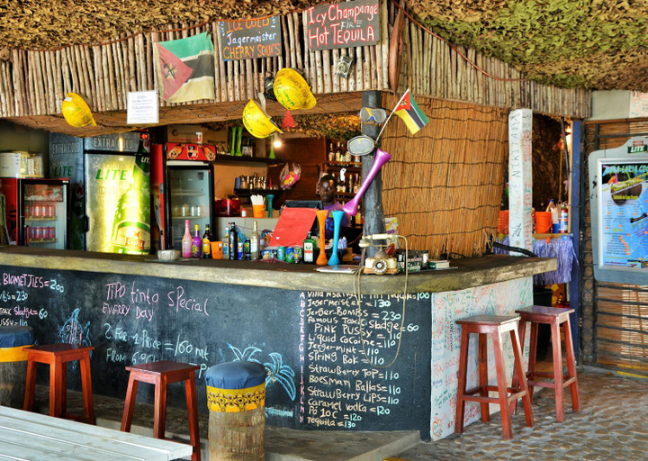Food & Drinks