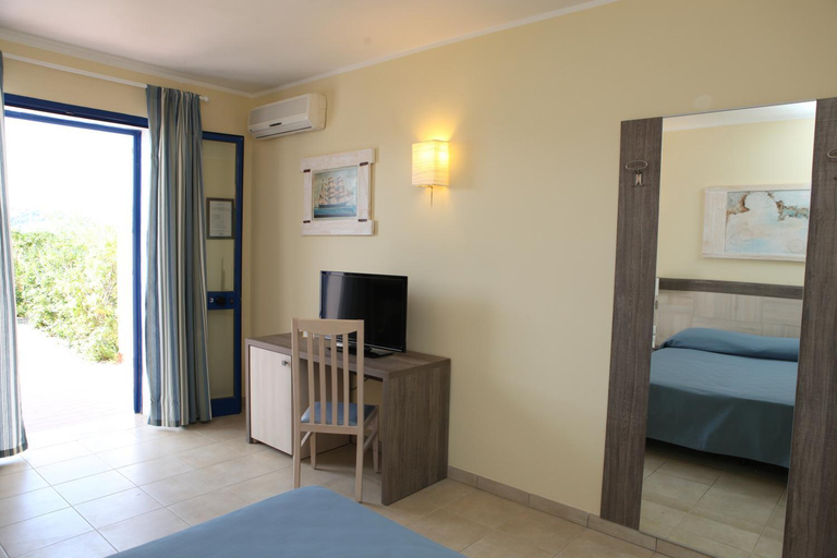 Bedroom 3, Hotel Villa Giulia, Livorno