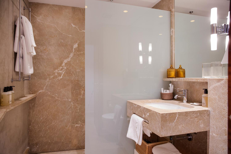 Bathroom 4, Portixol Hotel & Restaurant, Baleares