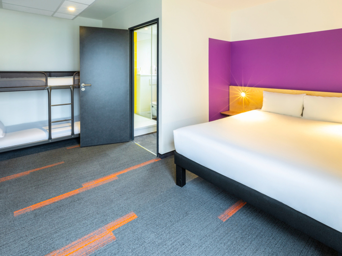 Bedroom 3, greet Hotel Nancy Sud, Meurthe-et-Moselle