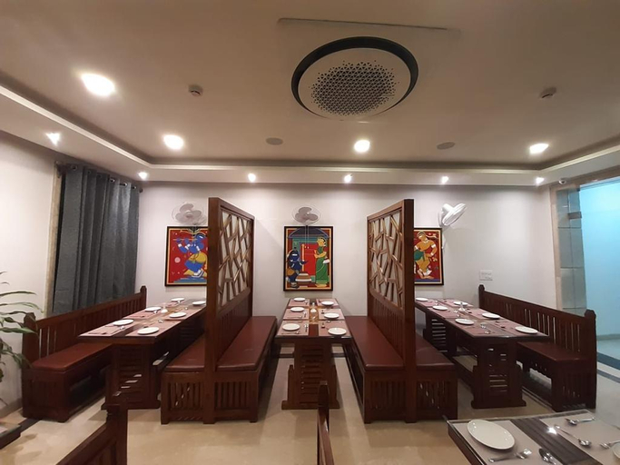 Food & Drinks, Shri Nilayam Kutir , Varanasi
