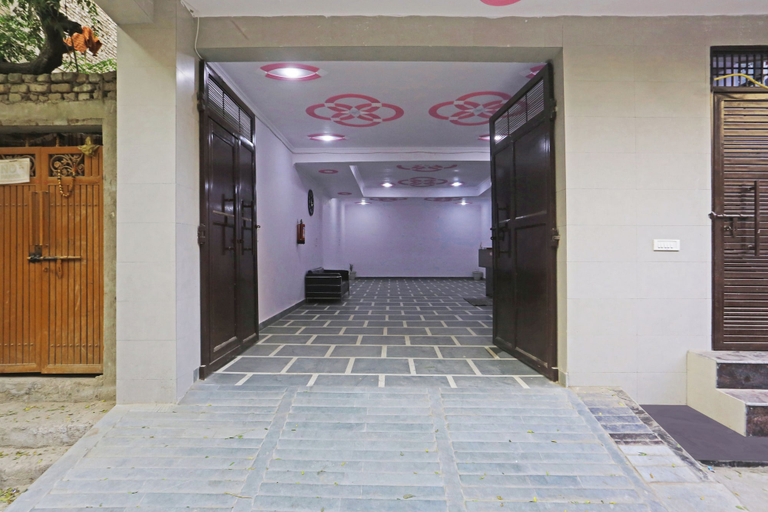 Others 5, Twamev Residency, Delhi