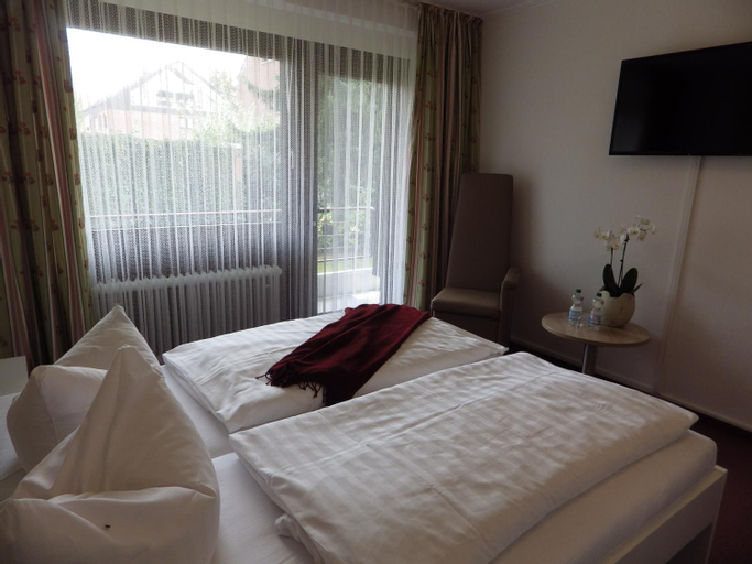 Bedroom 11