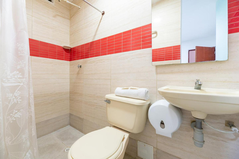 Bathroom 4, Hotel Nuevo Yalu, Barranquilla