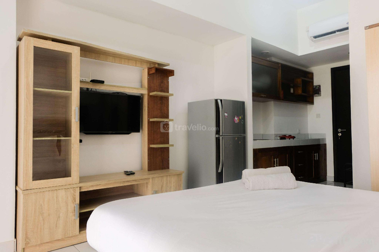 Others 3, Comfortable Studio @Casa De Parco Apt By Travelio, Tangerang