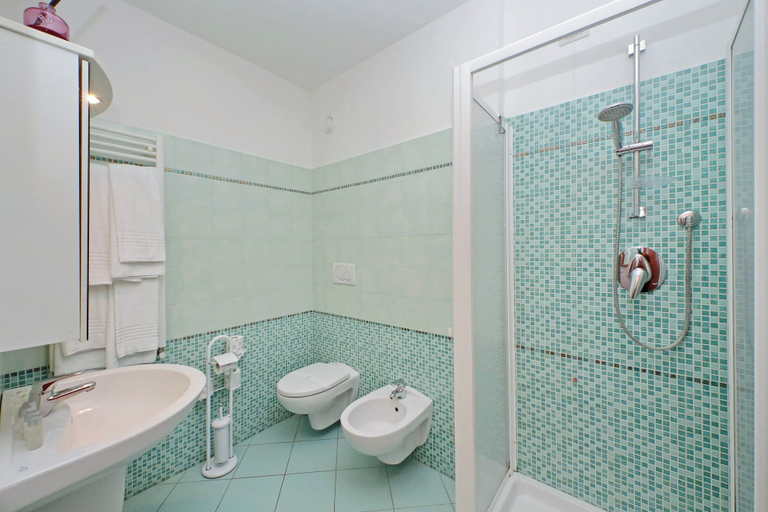 Bathroom 4, Modern Flat with terrace near Eataly, Roma