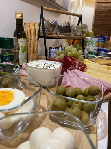 Food & Drinks 5, B&B Schlosser, Zagreb