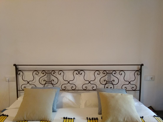 Bedroom 5, Hotel La Maga Rooms, Valencia