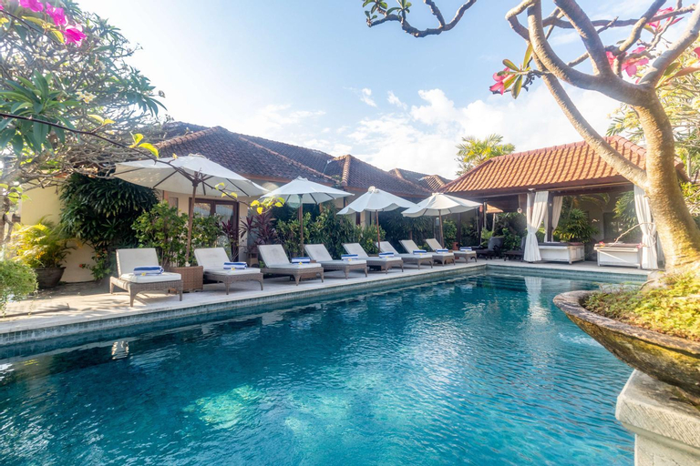 Swimming Pool 15