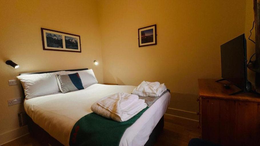 Bedroom 2, Highland Aberdeen City Centre, Aberdeen