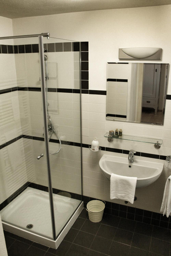Bathroom 4, B&B Fior Di Farine, Cuneo