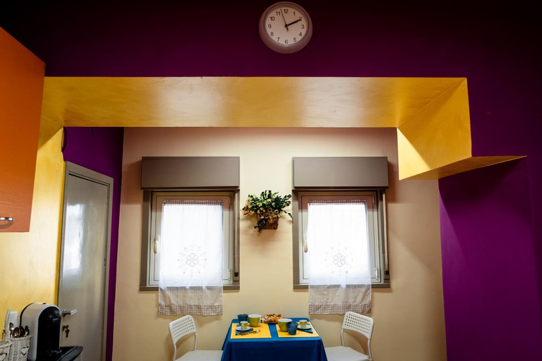 Others 5, Le Finestre di Via Asiago, Catania