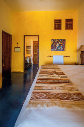 Bedroom 4, Ensueno de Fuga, José Azueta