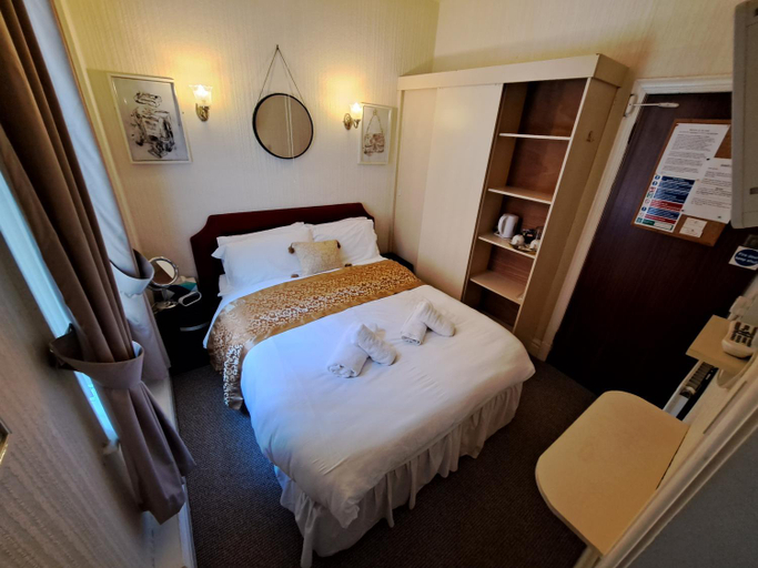 Bedroom 3, Lily Hotel Blackpool, Blackpool