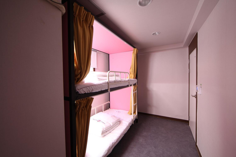 Bathroom 4, Calli Hostel, Busanjin