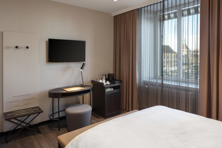Bedroom 10