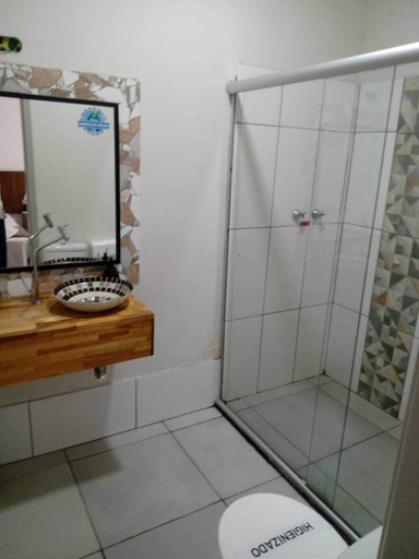 Bathroom, Pousada Oca, Holambra