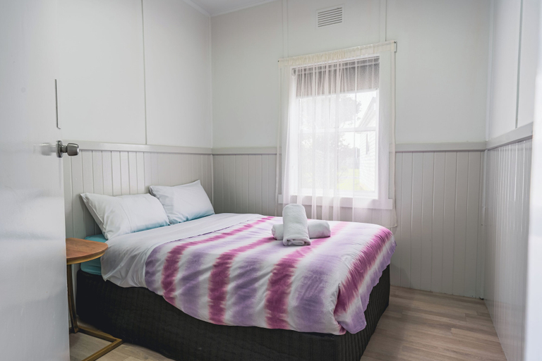Bedroom 2, Stanely Heritage House, Circular Head