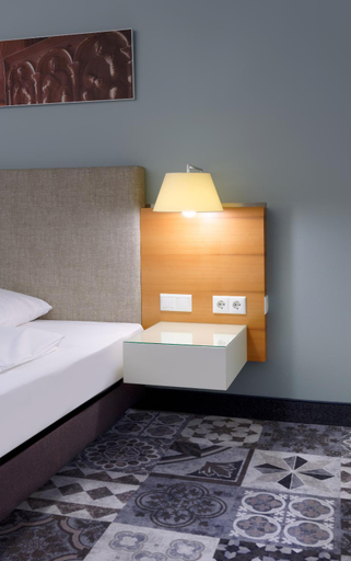 Bedroom 15