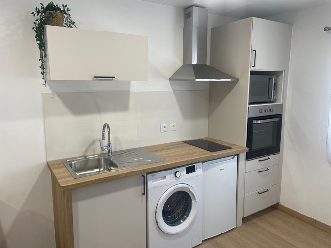 Others 5, Chene Residence Viry chatillon, Essonne