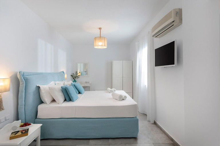 Bedroom 2, Ippokampos Town Apartments, South Aegean