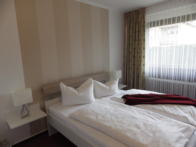 Bedroom 10