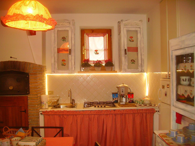 Food & Drinks 5, B&B Margherita Le Fiabe, Pesaro E Urbino