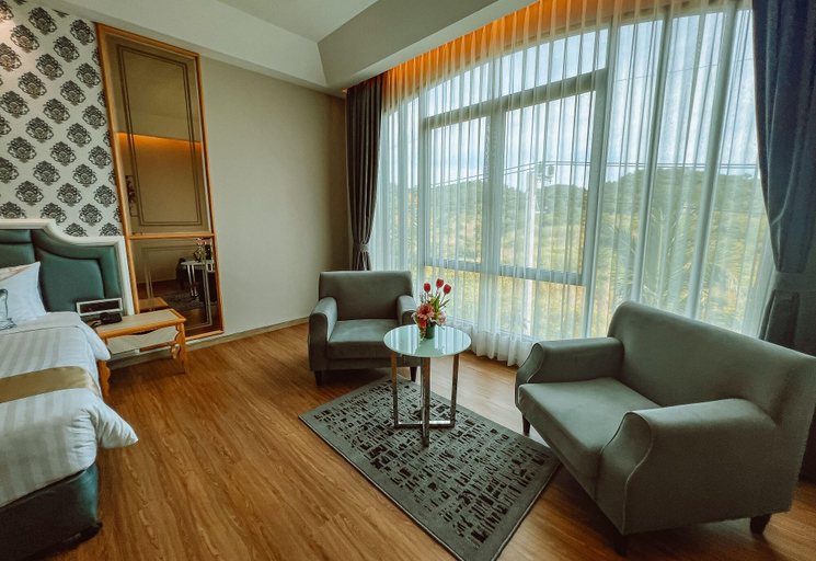 Bedroom 3, Grand Lord Hotel& Residence, Sattahip