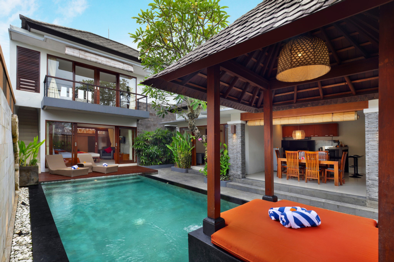 Swimming Pool 11