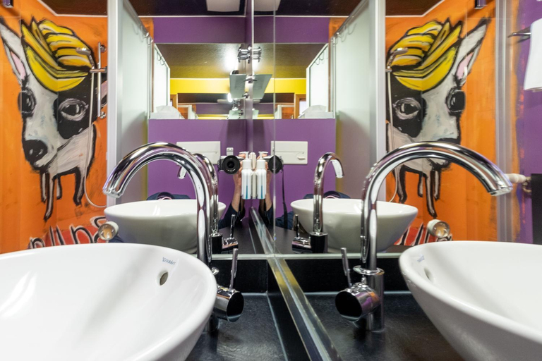 Bathroom 4, ART-Hotel Braun, Donnersbergkreis