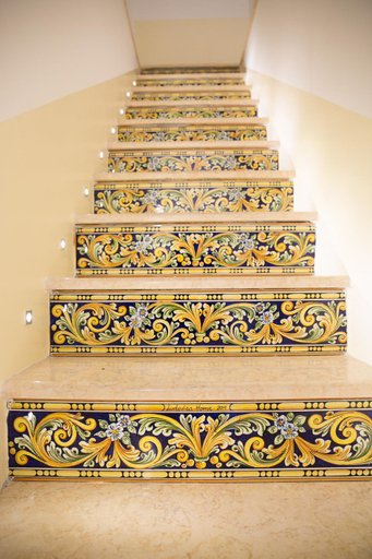 Others 5, Ludovica Home, Messina