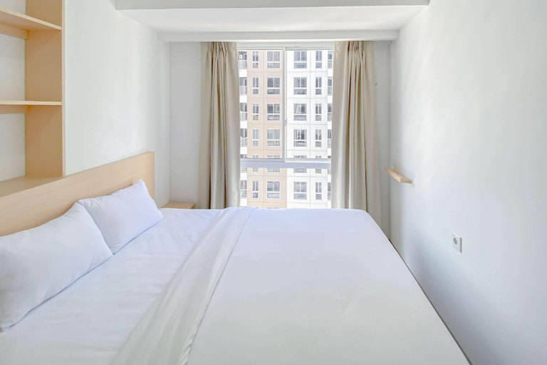 Bedroom 2, Apt Cozy 2BR at Tokyo Riverside PIK 2 By Travelio, Tangerang