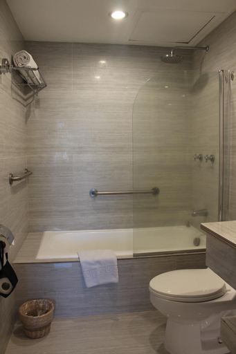 Bathroom 5