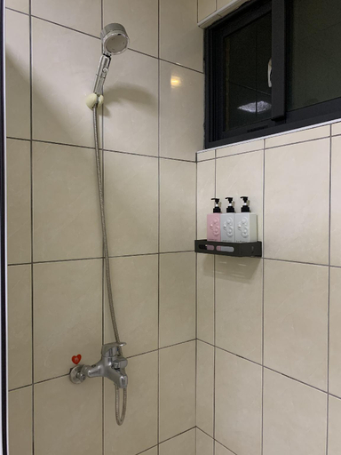 Bathroom 4, Tashting Boutique Homestay, Kinmen