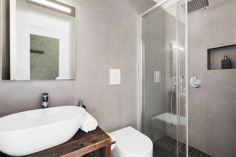 Bathroom 4, R.C Vatican View, Roma