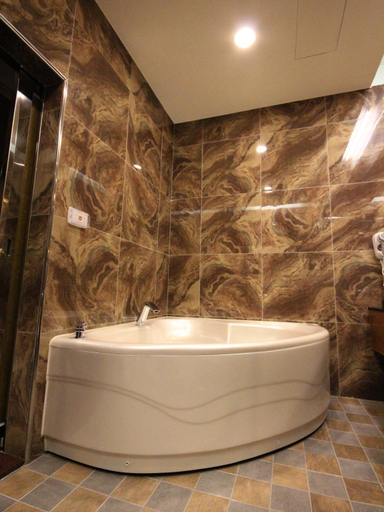 Bathroom 3, Gold Sand Hotel, Hsinchu City