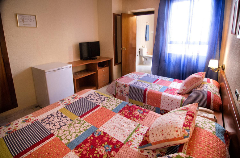 Bedroom 4, Hotel Madrid, Murcia