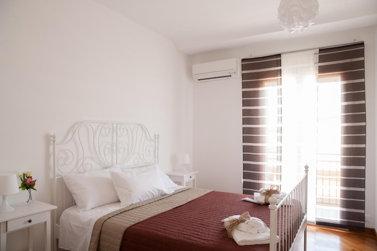 Others 3, Sui tetti b&b, Trapani