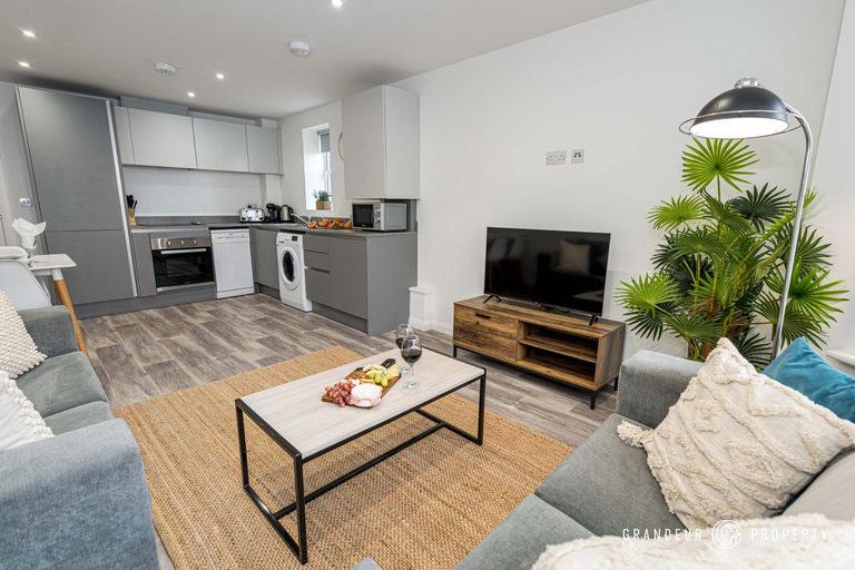 Nightingale by Grandeur Property, Bournemouth