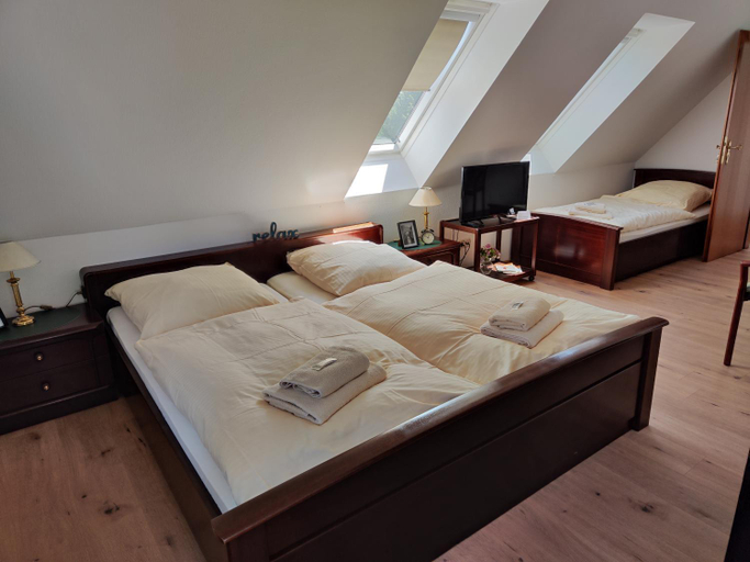 Others 2, Pension Weidengrund, Heidekreis