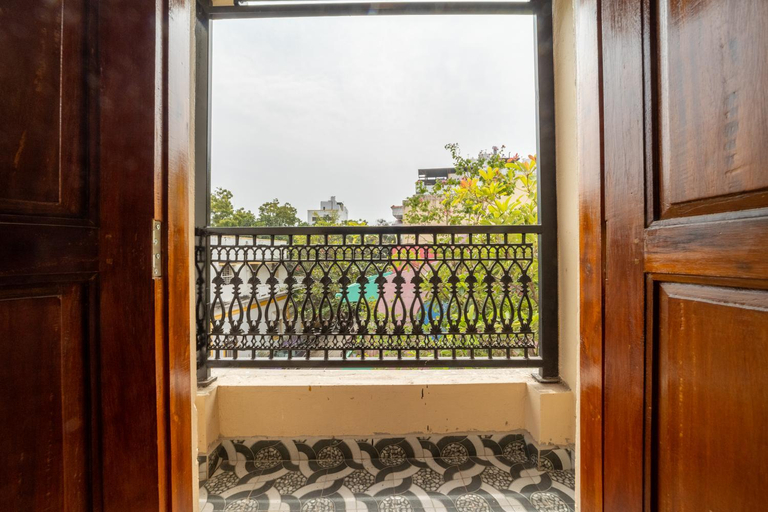 Others 4, Lax Residency, White Town, Puducherry