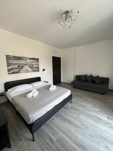 Bedroom 2, Domus Speranza, Roma