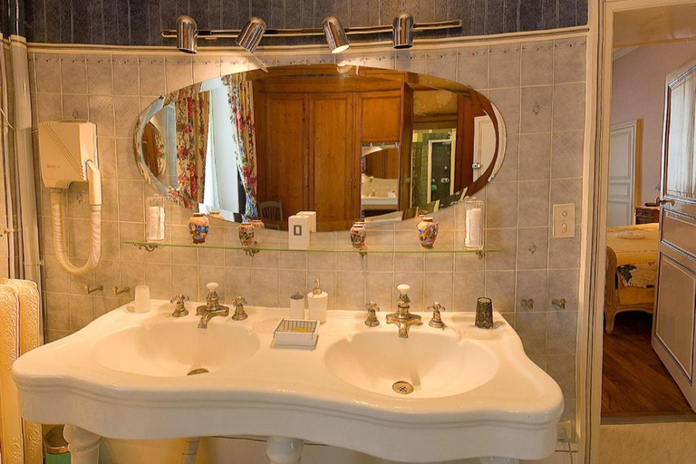 Others 5, Amphore du Berry, Cher
