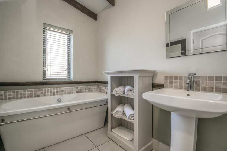 Bathroom 4, Onse Khaya Lodging and Conferencing, Nelson Mandela Bay