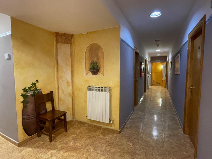 Others 2, Hostal El Corzo, Navarra