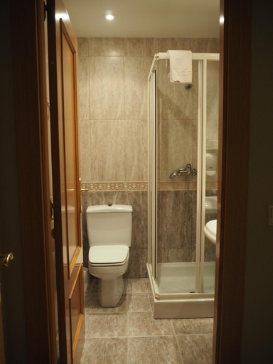 Bathroom 17